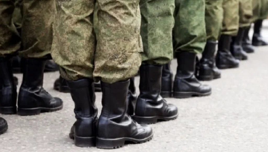 Солдаты
