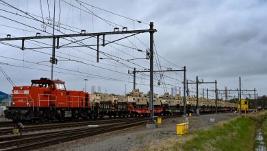 Эшелон с военной техникой НАТО