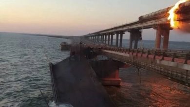 Разрушенный Крымский мост
