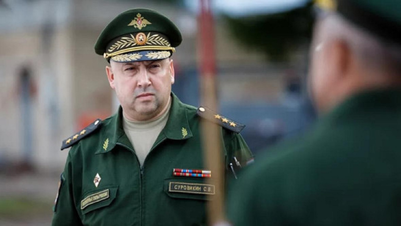 Генерал Суровикин назначен командующим объединенной группировкой в зоне СВО