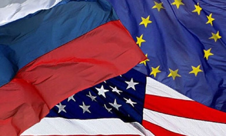 Global Times: после инцидента в Польше Запад изменил риторику в отношении России 1 Флаги России, США и ЕС