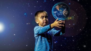 Ребенок и планета Земля