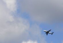 Самолет Белавиа в небе