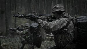 Военнослужащие