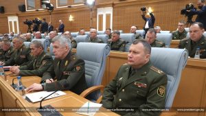Лукашенко: спецслужбы при операции по предотвращению теракта в Гродно изъяли оружие и взрывчатку 11