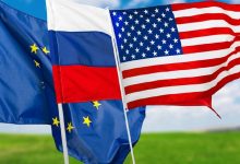 Флаги России, США и ЕС