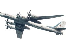 Самолет Ту-95