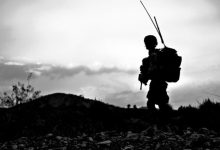 Военнослужащий
