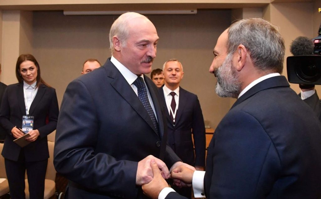 Лукашенко и Пашинян