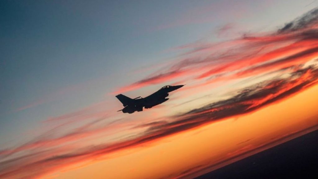 Истребитель F-16