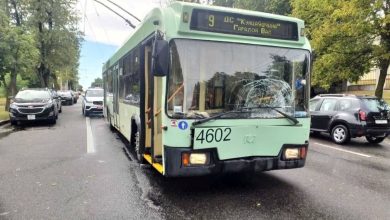 Троллейбус после ДТП в Минске