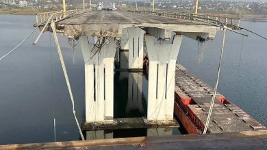 Взорванный Антоновский мост в Херсонской области