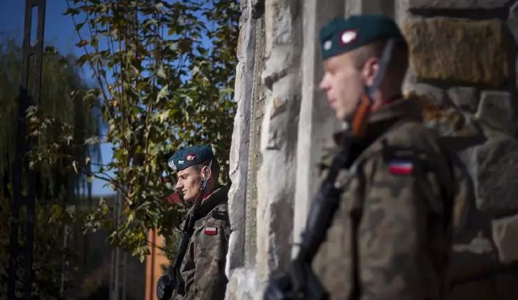 Польские военнослужащие