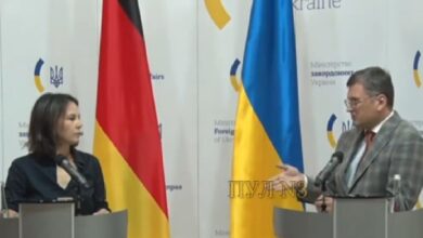 Анналена Бербок и Дмитрий Кулеба, главы МИД ФРГ и Украины