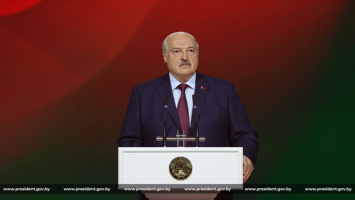 Лукашенко: Беларусь воевать не будет, потому что это невозможно