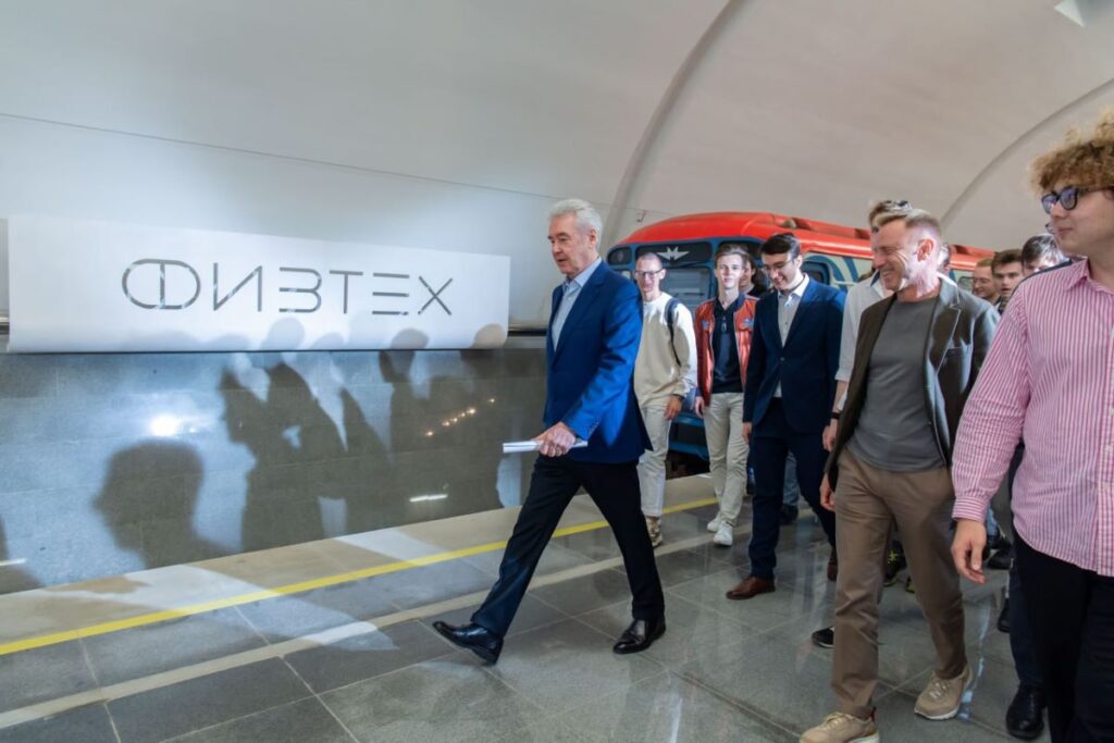Собянин в метро