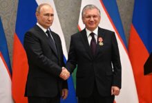 Президенты России и Узбекистана Владимир Путин и Шавкат Мирзиёев