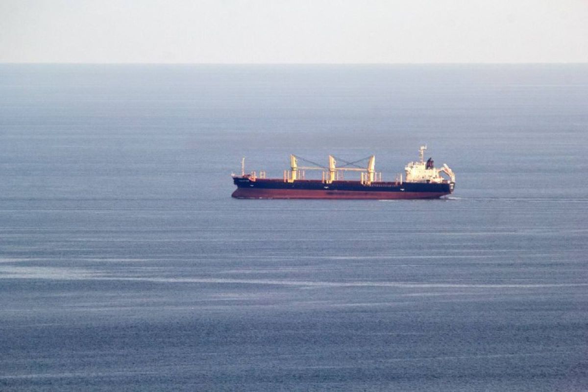 Турецкий сухогруз подорвался на мине в Черном море у берегов Румынии