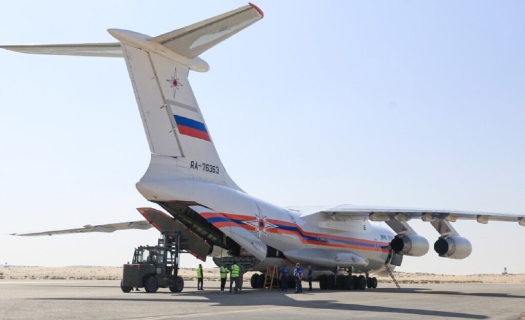 Самолет МЧС РФ