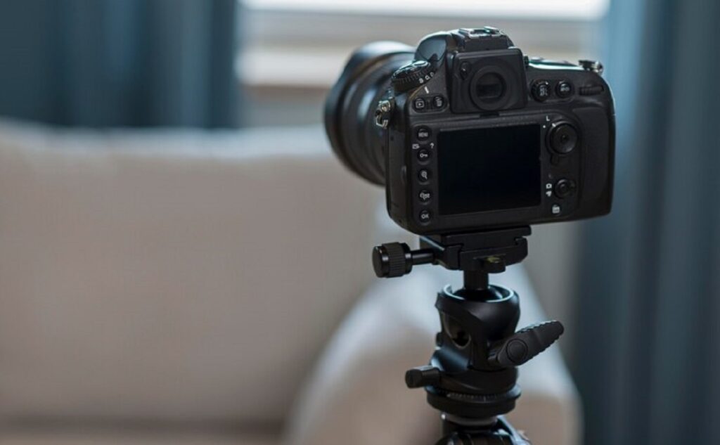 Видеокамера