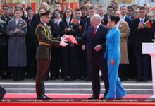 Вручение флага Лукашенко