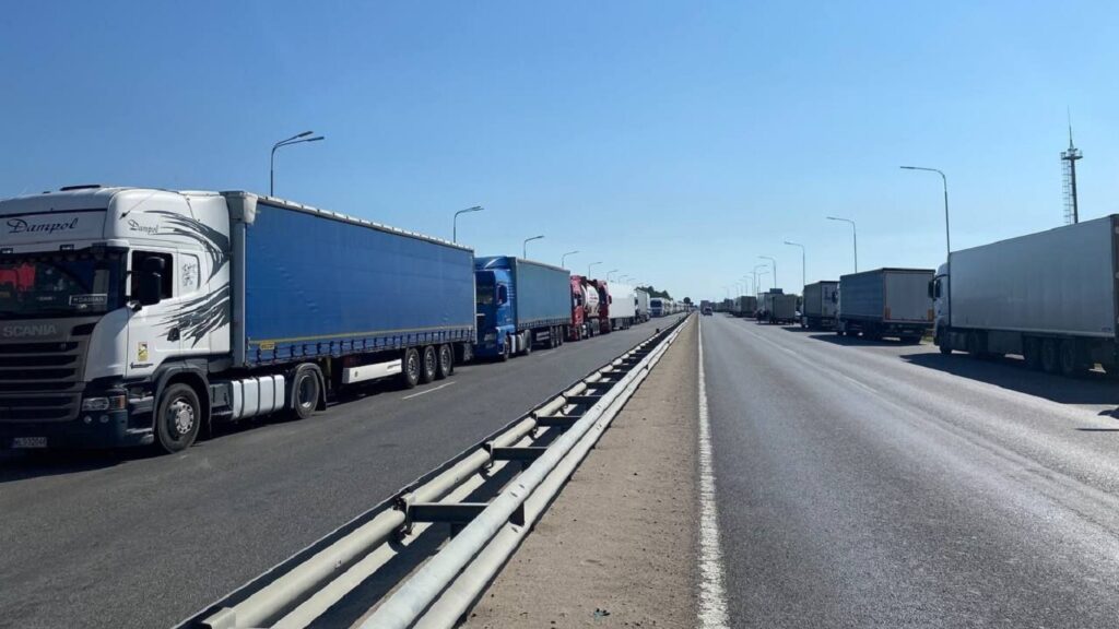 Грузовые машины