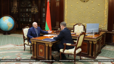 Александр Лукашенко и Владимир Кухарев