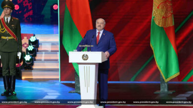 Президент Беларуси Александр Лукашенко за трибуной