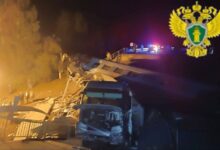 Обрушение моста на поезд в Брянской области