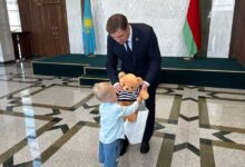 Дипломаты вернули юного белоруса из Казахстана в Беларусь