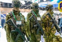 В Беларуси создали бронежилет со съемными противоосколочными экранами